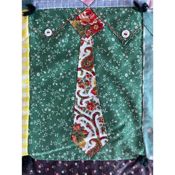 Vintage Quilt 38”x39” Bow Tie Shirt Pattern Cutter - Picture 4 of 11